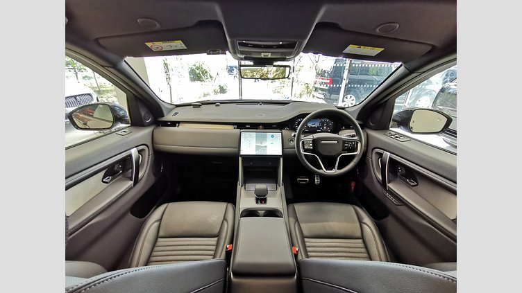 2024 認定中古車 Land Rover Discovery Sport アイガーグレイ D200マイルドハイブリッド（ディーゼル） 標準ホイール DYNAMIC SE