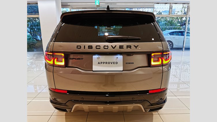 2024 認定中古車 Land Rover Discovery Sport シリコンシルバー D200マイルドハイブリッド（ディーゼル） 標準ホイール DYNAMIC SE