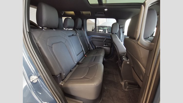 2023 認定中古車 Land Rover Defender 110 タスマンブルー D300 AWD（AT） S