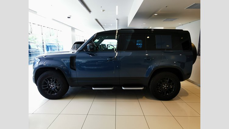 2023 認定中古車 Land Rover Defender 110 タスマンブルー D300 AWD（AT） S