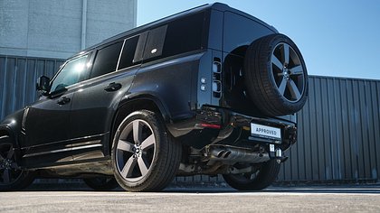 Defender 110 12