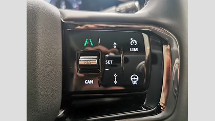 Range Rover Evoque 24