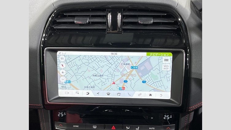 2020 認定中古車 Jaguar F-Pace Yulong White 2.0 litre i4D Diesel チェッカーフラッグエディション