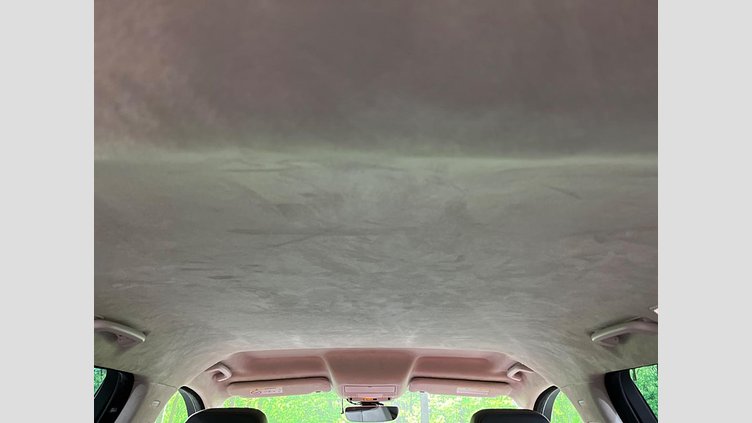 2020 認定中古車 Jaguar F-Pace Yulong White 2.0 litre i4D Diesel チェッカーフラッグエディション