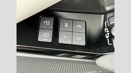 Range Rover Velar 20