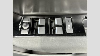 Range Rover Velar 19