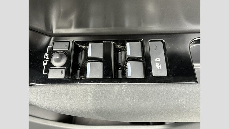 2024 認定中古車 Land Rover Range Rover Velar ザダルグレイ P400eプラグインハイブリッド（ガソリン） スタンダードホイールベース Dynamic SE