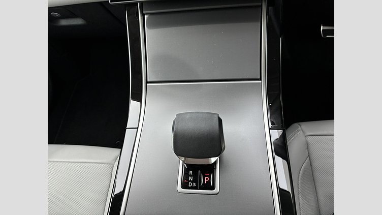 2024 認定中古車 Land Rover Range Rover Velar ザダルグレイ P400eプラグインハイブリッド（ガソリン） スタンダードホイールベース Dynamic SE