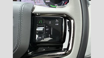 Range Rover Velar 24