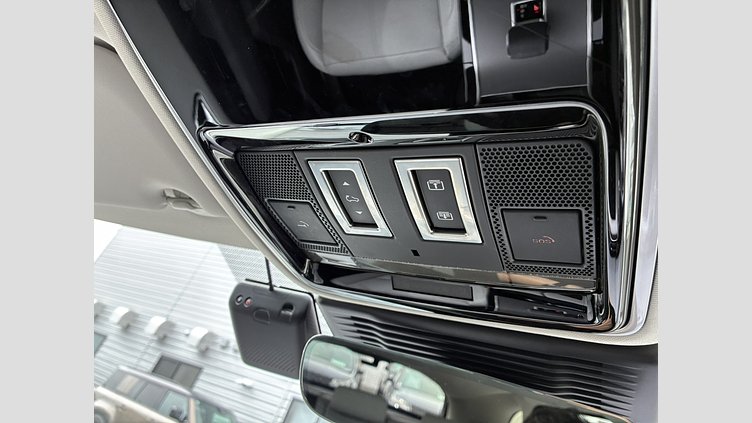 2024 認定中古車 Land Rover Range Rover Velar ザダルグレイ P400eプラグインハイブリッド（ガソリン） スタンダードホイールベース Dynamic SE