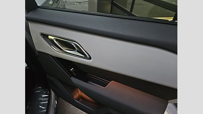 Range Rover Velar 16
