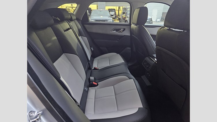 2024 認定中古車 Land Rover Range Rover Velar ハクバシルバー P400eプラグインハイブリッド（ガソリン） スタンダードホイールベース Dynamic SE