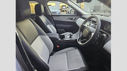 Range Rover Velar 13