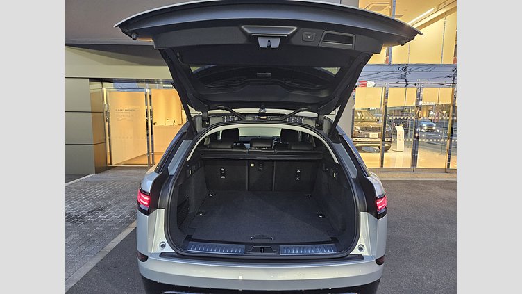 2024 認定中古車 Land Rover Range Rover Velar ハクバシルバー P400eプラグインハイブリッド（ガソリン） スタンダードホイールベース Dynamic SE