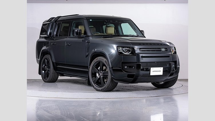 2024 認定中古車 Land Rover Defender 130 カルパチアングレイ D350 ディーゼルマイルドハイブリッド X-Dynamic SE