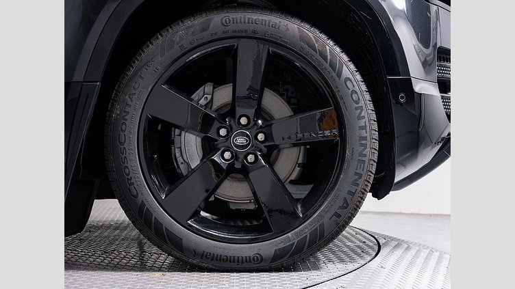 2024 認定中古車 Land Rover Defender 130 カルパチアングレイ D350 ディーゼルマイルドハイブリッド X-Dynamic SE