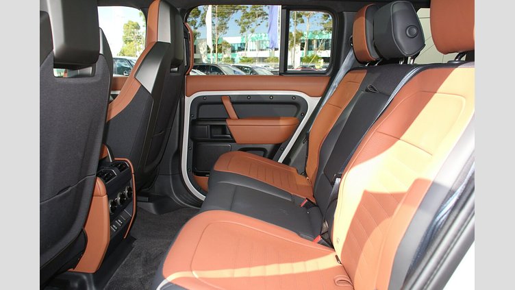 2025 Approved Land Rover Defender OCTA Borasco Grey P635 Petrol V8 Mild Hybrid Octa