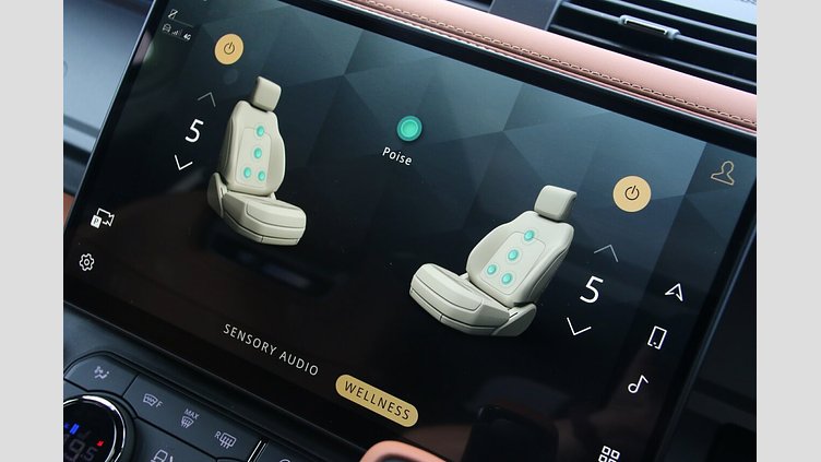 2025 Approved Land Rover Defender OCTA Borasco Grey P635 Petrol V8 Mild Hybrid Octa