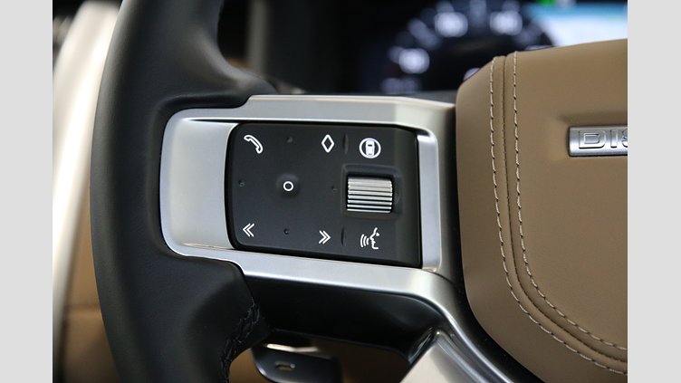 2024 認定中古車 Land Rover Discovery カルパチアングレイ D350マイルドハイブリッド（ディーゼル） Metropolitan Edition