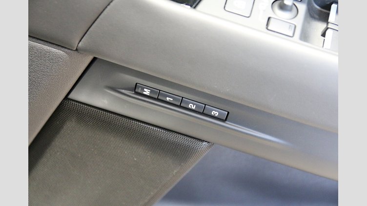 2024 認定中古車 Land Rover Range Rover Evoque フジホワイト P250（ガソリン） DYNAMIC HSE