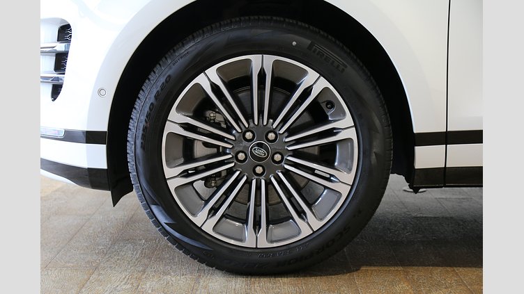 2024 認定中古車 Land Rover Range Rover Evoque フジホワイト P250（ガソリン） DYNAMIC HSE