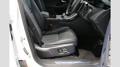 Range Rover Evoque 26