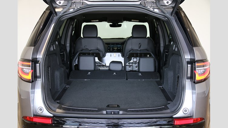 2024 認定中古車 Land Rover Discovery Sport アイガーグレイ D200マイルドハイブリッド（ディーゼル） DYNAMIC SE