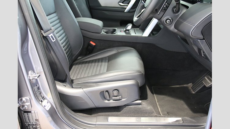 2024 認定中古車 Land Rover Discovery Sport アイガーグレイ D200マイルドハイブリッド（ディーゼル） DYNAMIC SE