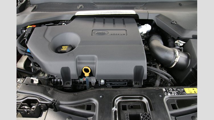 2024 認定中古車 Land Rover Discovery Sport アイガーグレイ D200マイルドハイブリッド（ディーゼル） DYNAMIC SE