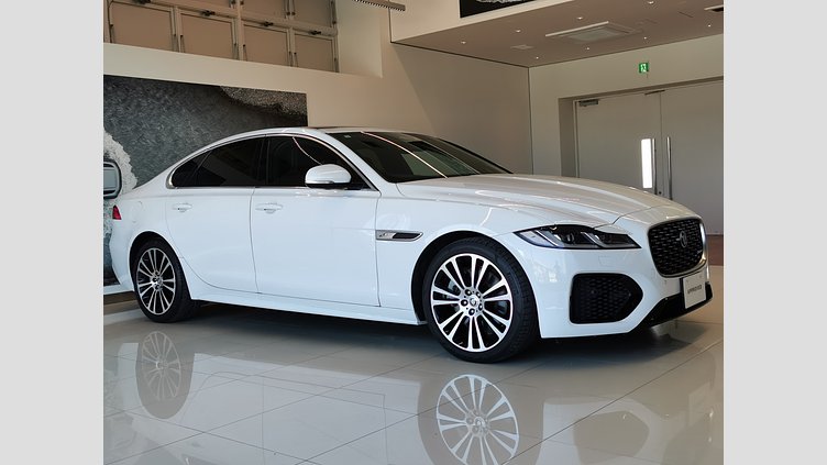 2023 認定中古車 Jaguar XF フジホワイト P250 RWD （オートマチック） SALOON R-DYNAMIC SE
