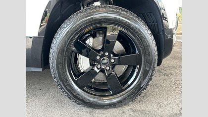 Defender 110 53