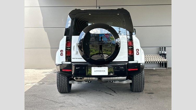 2023 認定中古車 Land Rover Defender 110 フジホワイト D300 AWD（AT） X-DYNAMIC HSE
