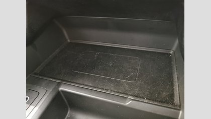 Range Rover Velar 25