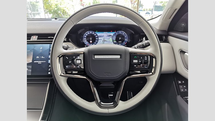 2024 認定中古車 Land Rover Range Rover Velar アロイオスグレイ P400eプラグインハイブリッド（ガソリン） スタンダードホイールベース Dynamic SE