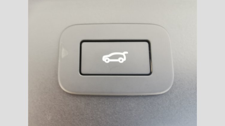 2024 認定中古車 Land Rover Range Rover Velar アロイオスグレイ P400eプラグインハイブリッド（ガソリン） スタンダードホイールベース Dynamic SE