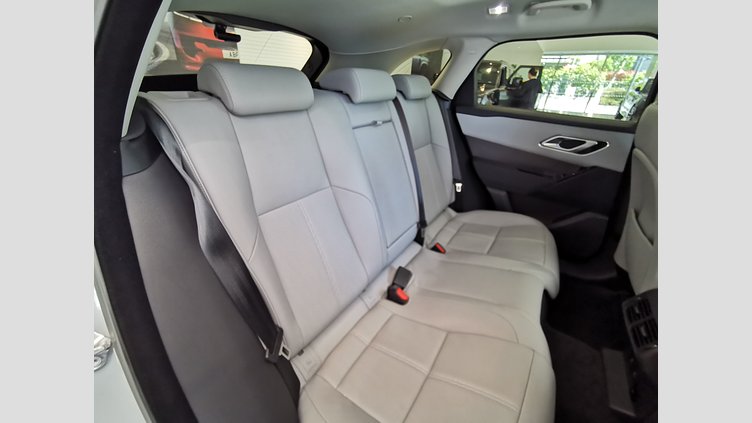 2024 認定中古車 Land Rover Range Rover Velar アロイオスグレイ P400eプラグインハイブリッド（ガソリン） スタンダードホイールベース Dynamic SE