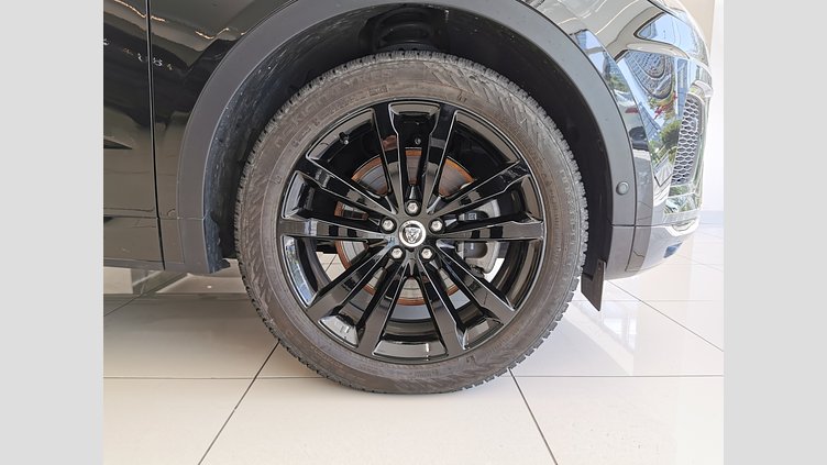 2023 認定中古車 Jaguar E-Pace サントリーニブラック D200 AWD（オートマチック）MHEV R-DYNAMIC HSE