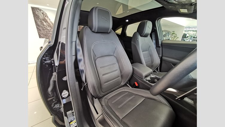 2023 認定中古車 Jaguar E-Pace サントリーニブラック D200 AWD（オートマチック）MHEV R-DYNAMIC HSE