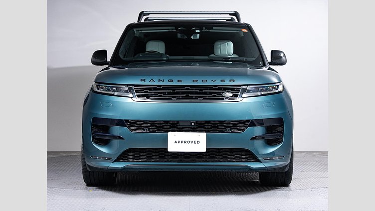 2023 認定中古車 Land Rover Range Rover Sport ジオラグリーン 3.0リッター6気筒400PSターボチャージドガソリンMHEV（オートマチック） FIRST EDITION