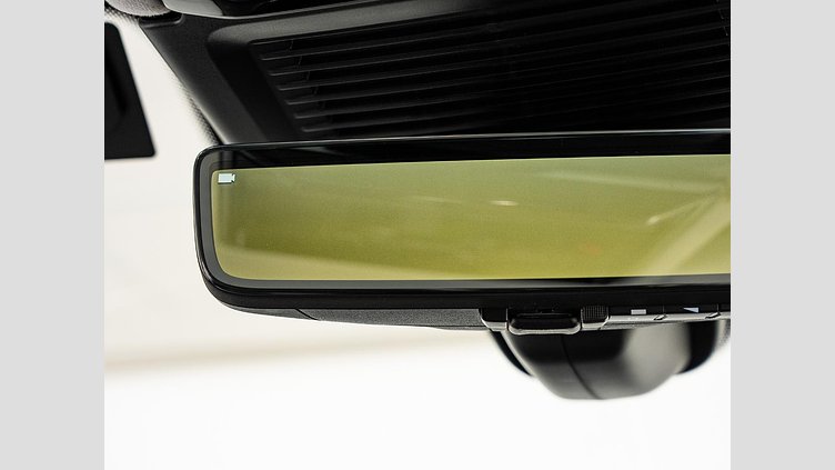 2023 認定中古車 Land Rover Range Rover Sport ジオラグリーン 3.0リッター6気筒400PSターボチャージドガソリンMHEV（オートマチック） FIRST EDITION