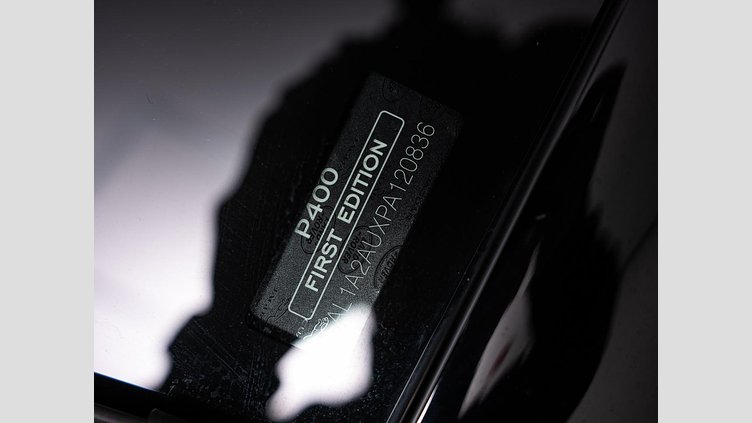 2023 認定中古車 Land Rover Range Rover Sport ジオラグリーン 3.0リッター6気筒400PSターボチャージドガソリンMHEV（オートマチック） FIRST EDITION