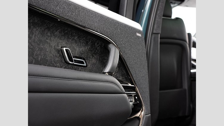 2023 認定中古車 Land Rover Range Rover Sport ジオラグリーン 3.0リッター6気筒400PSターボチャージドガソリンMHEV（オートマチック） FIRST EDITION