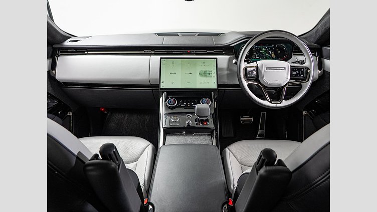 2023 認定中古車 Land Rover Range Rover Sport ジオラグリーン 3.0リッター6気筒400PSターボチャージドガソリンMHEV（オートマチック） FIRST EDITION