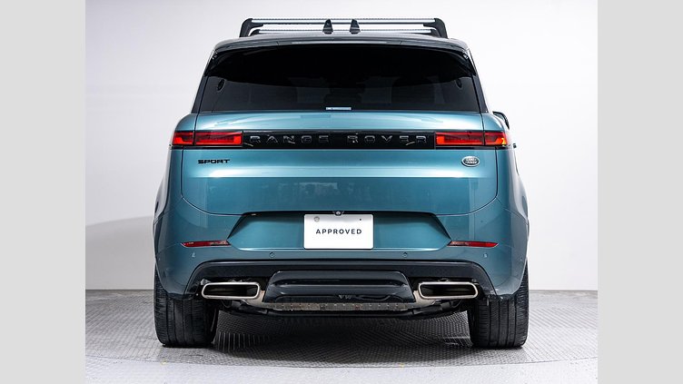 2023 認定中古車 Land Rover Range Rover Sport ジオラグリーン 3.0リッター6気筒400PSターボチャージドガソリンMHEV（オートマチック） FIRST EDITION
