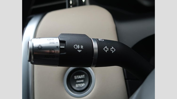 2021 認定中古車 Land Rover Discovery Sport フジホワイト P200 AWD（オートマチック） 標準ホイールベース S