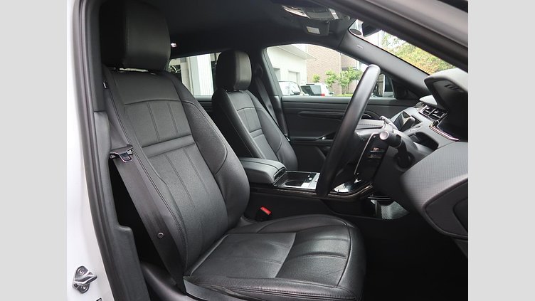 2023 認定中古車 Land Rover Range Rover Evoque フジホワイト D200 AWD（オートマチック）MHEV R-DYNAMIC S