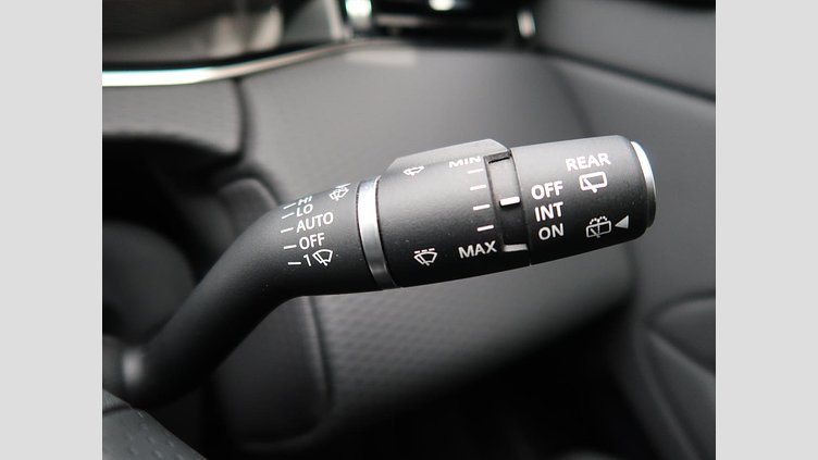 2023 認定中古車 Land Rover Range Rover Evoque フジホワイト D200 AWD（オートマチック）MHEV R-DYNAMIC S