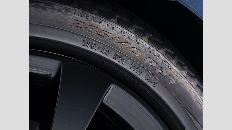 2023 認定中古車 Land Rover Range Rover Sport ヴァレジネブルー 3.0リッター6気筒400PSターボチャージドガソリンMHEV（オートマチック） FIRST EDITION