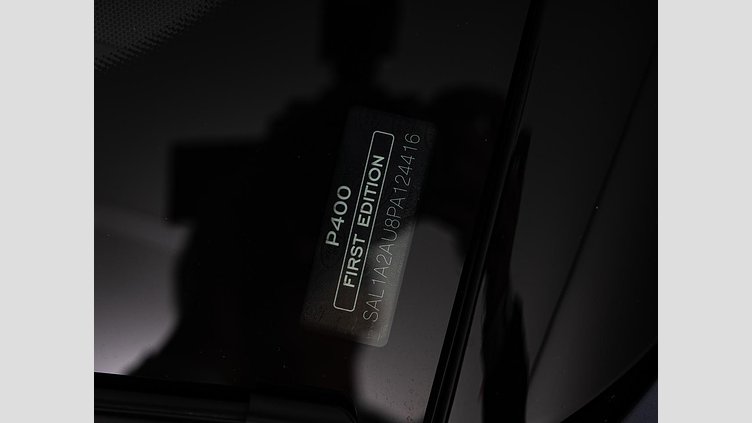 2023 認定中古車 Land Rover Range Rover Sport ヴァレジネブルー 3.0リッター6気筒400PSターボチャージドガソリンMHEV（オートマチック） FIRST EDITION