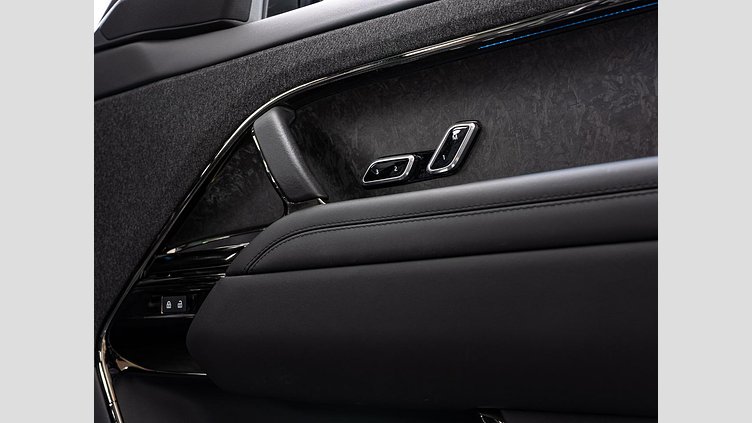 2023 認定中古車 Land Rover Range Rover Sport ヴァレジネブルー 3.0リッター6気筒400PSターボチャージドガソリンMHEV（オートマチック） FIRST EDITION